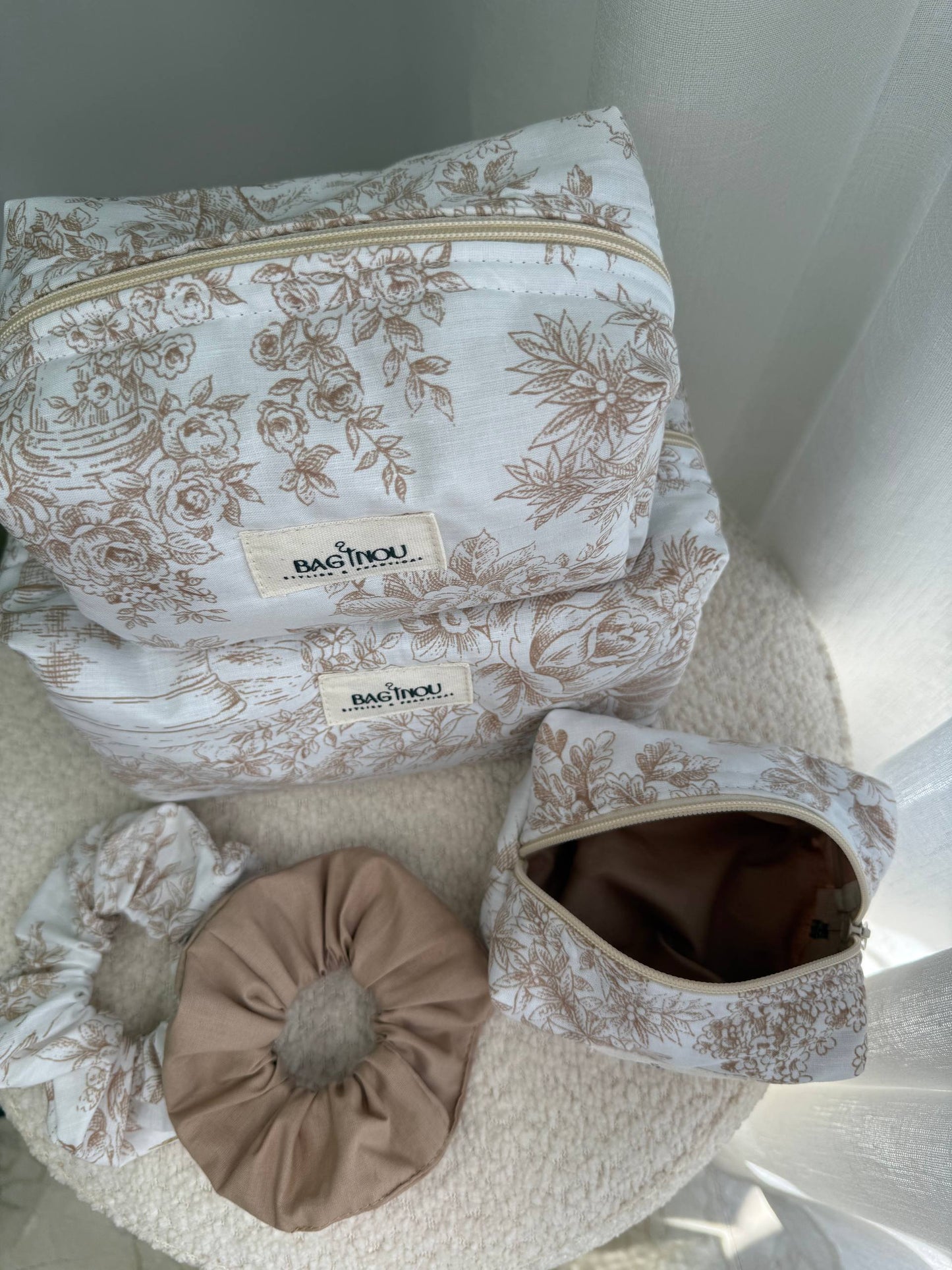 🤍 Beige Garden - 3 Trousses & 2 Chouchous